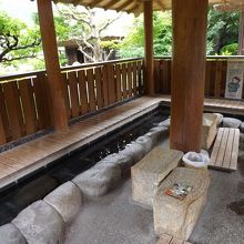 下呂温泉合掌村の合掌の足湯で撮影