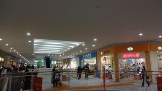 賑わいのあるモール