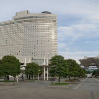 国際展示場駅前から見える景色　右奥は東京ビッグサイト