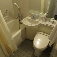 普通のビジネスホテル並みのバスルーム