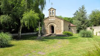 こじんまりとしたチャペル