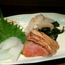 刺身盛り合わせ650円