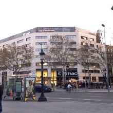 フナック登場！