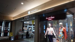 セールの看板はありましたが