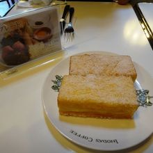 フレンチトースト（ちょっとドーナッツぽい）