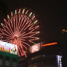 ススキノ交差点から徒歩５分です。