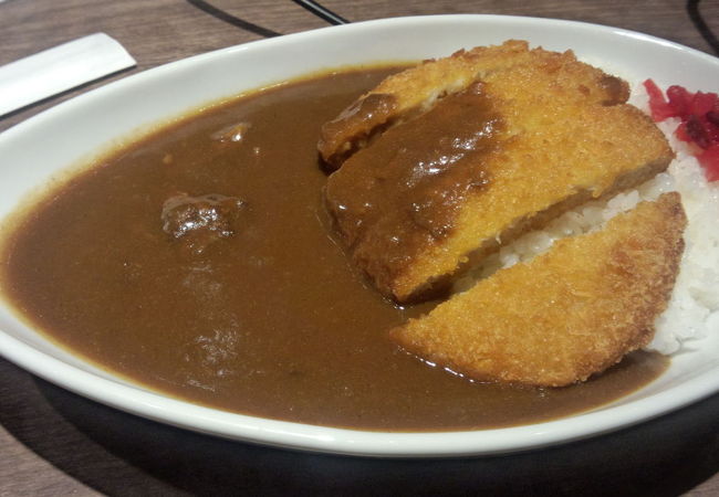 ガンスのカレーが気になった