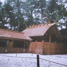 風日祈宮。右側が前の敷地