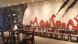 総合的アジアンレストラン