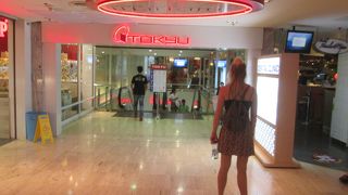 暑いときはウィンドウショッピング