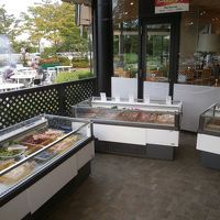 野菜類やお肉類です。