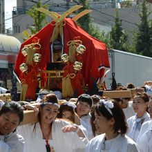 9月神幸祭り、女神輿
