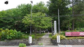 宿泊先で触れるジャズの音色