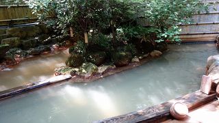 夏場は断然こちらの露天風呂へ