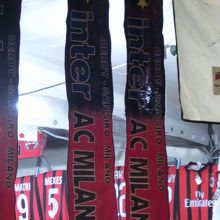 ミラノダービーマフラー