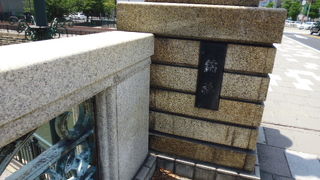 堀川に架かる橋