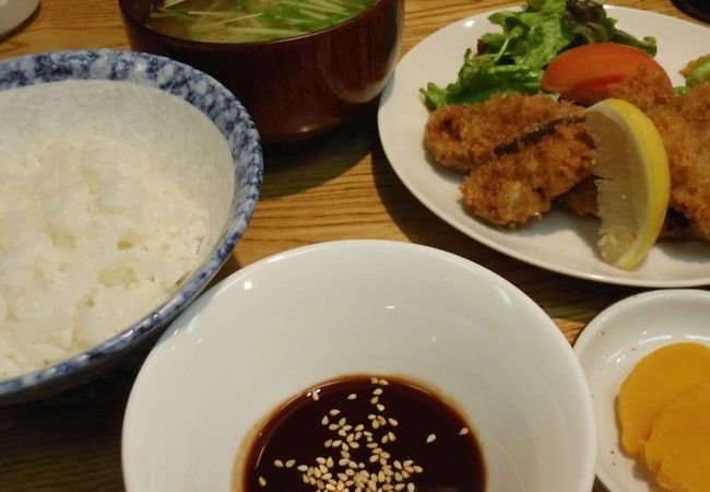 定食もある居酒屋さん