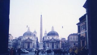 ポポロ門から広場を見よう