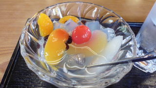 抹茶にみつまめ