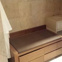 これ、バスルーム内なのでシャワー浴びたら湿気が凄かった。