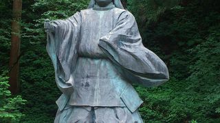 道元の少年期の像