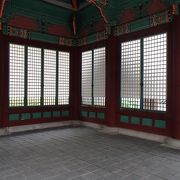 慶煕宮の奥の建物