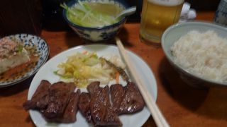 渋いお店です。もちろんおいしい。