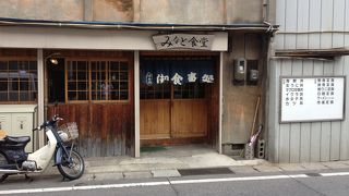 八戸の海鮮丼