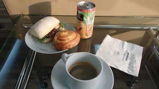 意味のないラウンジ