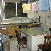 自炊室には洗濯機も有ります