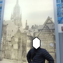 昔の広場の写真がありました。