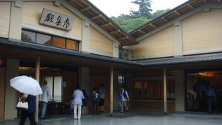 お茶なども用意されています