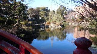 立派な日本庭園