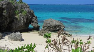 幸せのハート岩