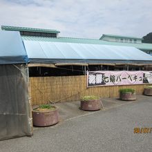 海鮮バーべキューの会場