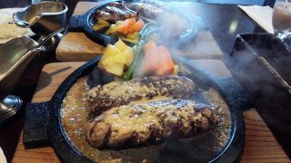 ハンバーグがおいしい！