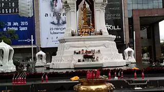 恋の神様トリムルティ、木曜夜の花束