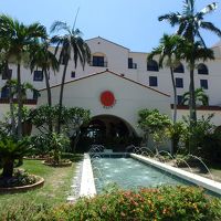 ホテル正面外観