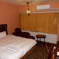 客室（ベッドの広さが良い）