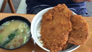 わらじカツも蕎麦もウマイ！