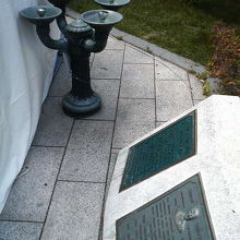 イベントで張られていたテントの影になっていました。