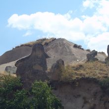ナポレオンの帽子（中央左より）とキス岩（右）