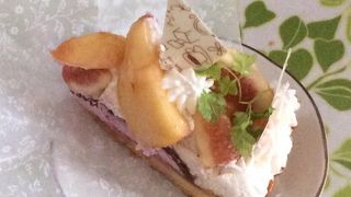 大きなタルトがとても美味しかったです。