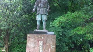 バス停降りてすぐ