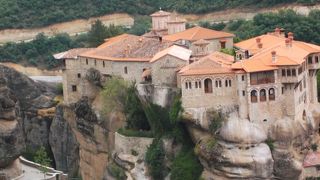 １５１７年建造の修道院。