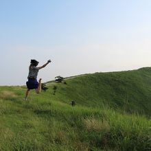 はしゃぎすぎてストッキング破れました笑