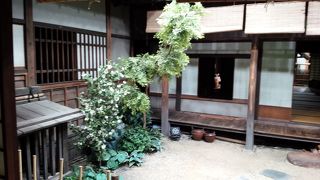 音や光も使った大河のセットの展示