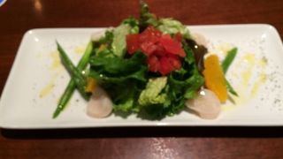 出発前に食べても飲んでも　落ち着ける店