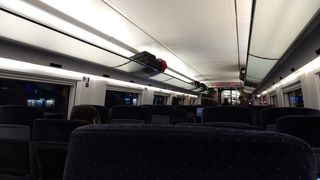 フランクフルトまでの高速鉄道があります。