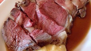 ランチは行列の絶えない人気イタリアン。